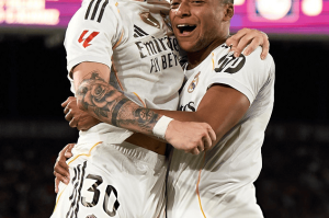 足坛一夜动态!利物浦造神迹,皇马4-1全胜领跑,AC米兰双杀莱切 足坛一夜动态!利物浦造神迹,皇马4-1全胜领跑,AC米兰双杀莱切