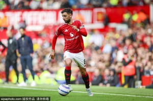 曼联真要卖B费?!拉特克利夫豪赌激怒新帅,红魔重建路在何方?! 曼联真要卖B费?!拉特克利夫豪赌激怒新帅,红魔重建路在何方?!