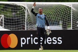 镜报：曼联即将报价博塔弗戈门将，解约金580万英镑