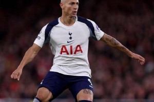 4-1！埃泽帽子戏法主导北伦敦德比，阿尔特塔战术奏效，阿森纳崛起