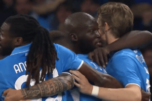 一场2-2!让意甲争冠生变:那不勒斯爆冷+领先1分,国米重燃希望 一场2-2!让意甲争冠生变:那不勒斯爆冷+领先1分,国米重燃希望