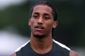 切尔西的若昂·佩德罗打破沉默,公开承认与布莱顿发生争执并因此遭到禁赛 切尔西的若昂·佩德罗打破沉默,公开承认与布莱顿发生争执并因此遭到禁赛