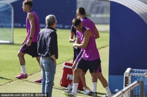 卡索拉重返西甲:24年后,奥维耶多与陶瓷球场再续前缘 卡索拉重返西甲:24年后,奥维耶多与陶瓷球场再续前缘