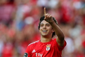 葡媒：本菲卡在和切尔西谈判 菲利克斯称要么留英超要么回本菲卡