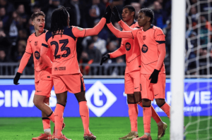 一场2-0踢出6连胜，弗里克神了：率队狂飙，目标直指三冠王