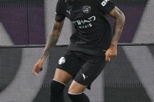 瓜迪奥拉的“新门将实验”：多纳鲁马能否复制哈兰德的奇迹？