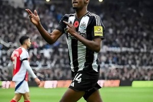 亚历山大·伊萨克！合同僵局，豪门争抢！