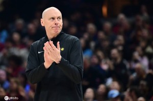 美记:卡莱尔已同意和步行者签下多年续约合同 美记:卡莱尔已同意和步行者签下多年续约合同