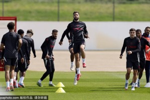 曼联绿灯放行！布鲁诺·费尔南德斯或将迎来重大位置调整