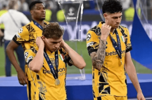 巴雷拉拒绝利雅得新月巨额邀约 巴雷拉拒绝利雅得新月巨额邀约