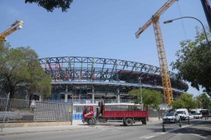 世体：巴萨等待诺坎普改造的完工证书，球场部分开放&容纳27000人