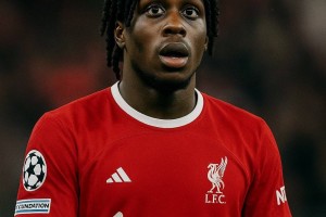 2亿欧连签3人,利物浦阵容大升级,斯洛特享受了瓜迪奥拉的待遇 2亿欧连签3人,利物浦阵容大升级,斯洛特享受了瓜迪奥拉的待遇