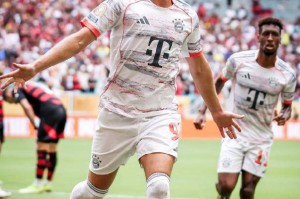 拜仁4-2胜弗拉门戈,迎战巴黎圣日耳曼,德甲劲旅防守问题需解决 拜仁4-2胜弗拉门戈,迎战巴黎圣日耳曼,德甲劲旅防守问题需解决