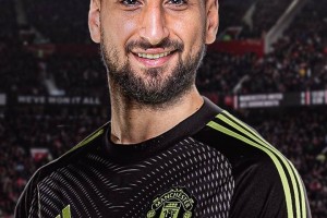 周薪超24万!英媒:曼联即将2600万镑报价多纳鲁马,球员愿加盟 周薪超24万!英媒:曼联即将2600万镑报价多纳鲁马,球员愿加盟