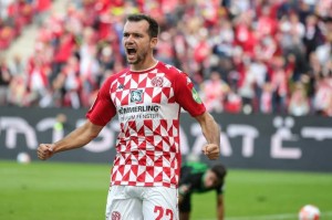 美因茨主场迎战罗森博格,德甲劲旅能否防住北欧黑马逆袭? 美因茨主场迎战罗森博格,德甲劲旅能否防住北欧黑马逆袭?