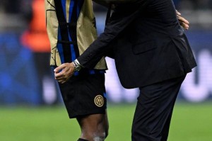 门德斯助力邓弗里斯转会巴萨:幕后操作与战术意义全解析 门德斯助力邓弗里斯转会巴萨:幕后操作与战术意义全解析