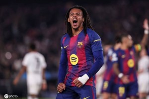 孔德梅开二度刷新纪录 巴萨主场2比1逆转法兰克福