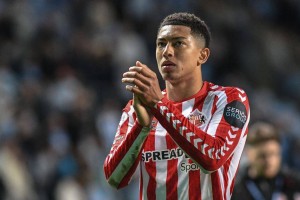 贝林厄姆家族德甲传承!多特豪掷2500万镑锁定19岁天才乔布 贝林厄姆家族德甲传承!多特豪掷2500万镑锁定19岁天才乔布